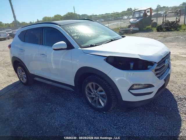2017 Hyundai Tucson Limited/sport And Eco/se მანქანა იყიდება აუქციონზე, vin: KM8J3CA40HU559546, აუქციონის ნომერი: 12685330