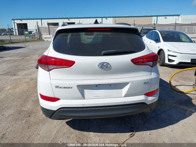2017 Hyundai Tucson Limited/sport And Eco/se მანქანა იყიდება აუქციონზე, vin: KM8J3CA40HU559546, აუქციონის ნომერი: 12685330