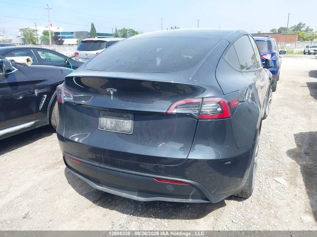 12685338 :رقم المزاد ، 7SAYGDED0RF015021 vin ، 2024 Tesla Model Y مزاد بيع
