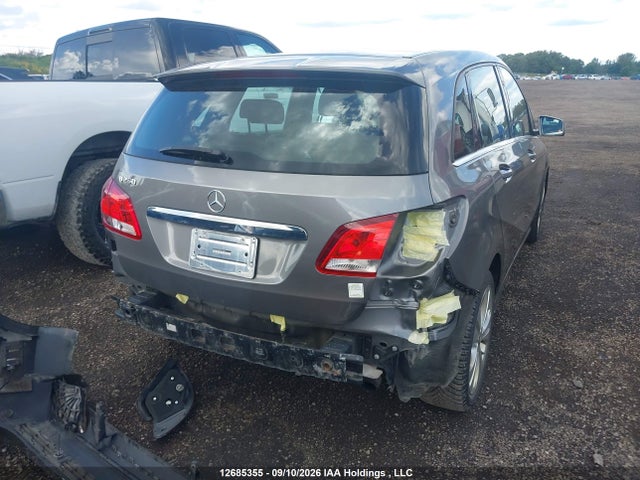 Mercedes-Benz B250 2017 WDDMH4EB3HJ437885 Image 4