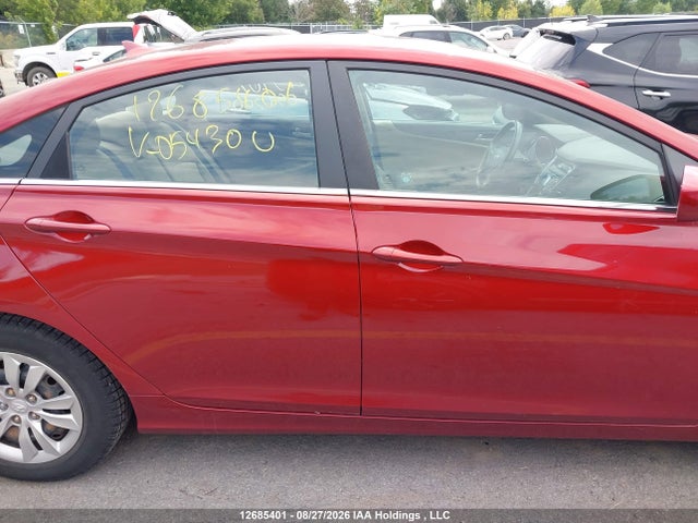 Продажа на аукционе авто 2011 Hyundai Sonata, vin: 5NPEB4AC8BH054300, номер лота: 12685401
