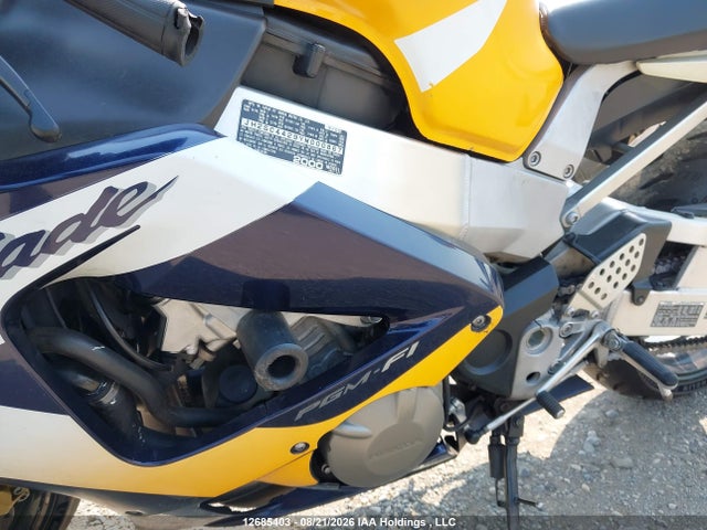 Aukcja sprzedaży 2000 Honda Cbr929 Rr, vin: JH2SC4429YM000867, numer aukcji: 12685403