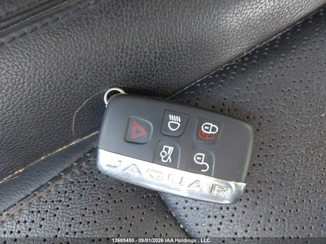 SAJBK4BN3HCY33631 Jaguar Xf Prestige