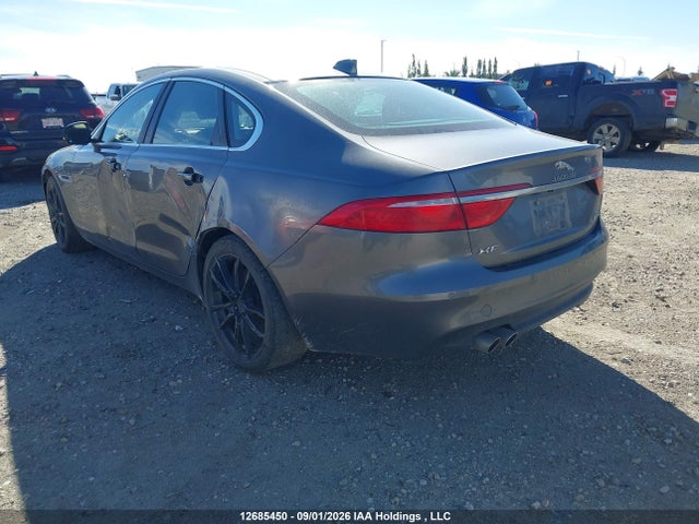 SAJBK4BN3HCY33631 Jaguar Xf Prestige