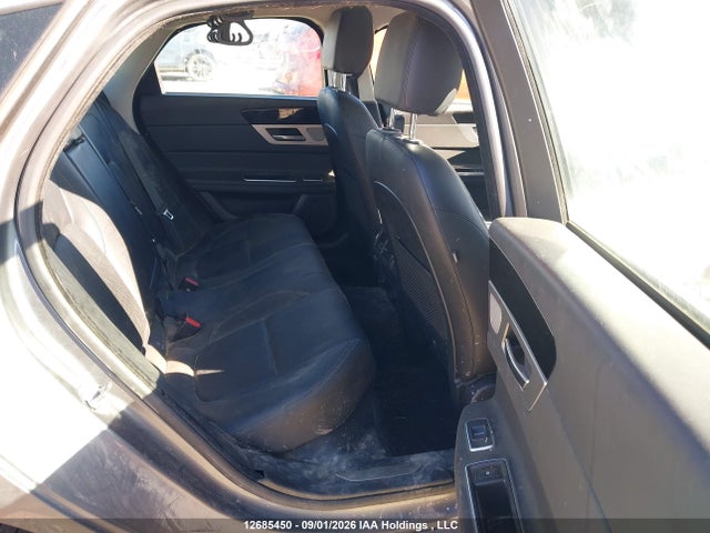 SAJBK4BN3HCY33631 Jaguar Xf Prestige