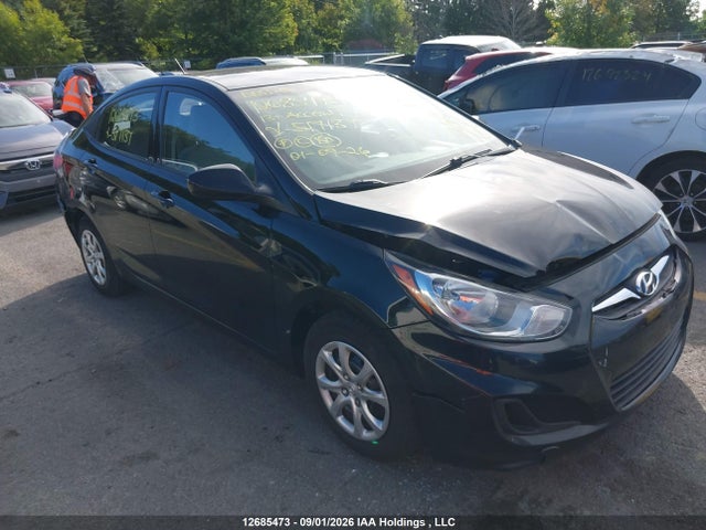 12685473 :رقم المزاد ، KMHCT4AE2DU517137 vin ، 2013 Hyundai Accent Gl مزاد بيع