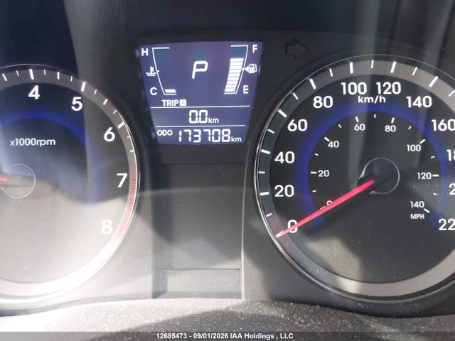 2013 Hyundai Accent Gl მანქანა იყიდება აუქციონზე, vin: KMHCT4AE2DU517137, აუქციონის ნომერი: 12685473