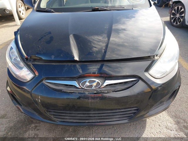 2013 Hyundai Accent Gl მანქანა იყიდება აუქციონზე, vin: KMHCT4AE2DU517137, აუქციონის ნომერი: 12685473