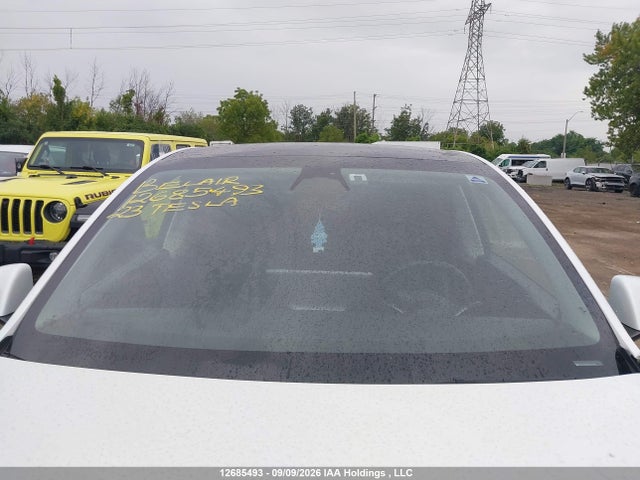 12685493 :رقم المزاد ، 7SAYGDEE4PF776205 vin ، 2023 Tesla Model Y Long Range مزاد بيع