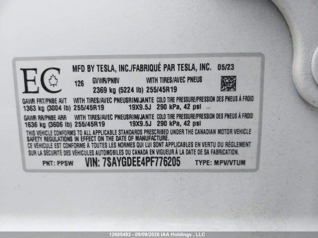 12685493 :رقم المزاد ، 7SAYGDEE4PF776205 vin ، 2023 Tesla Model Y Long Range مزاد بيع