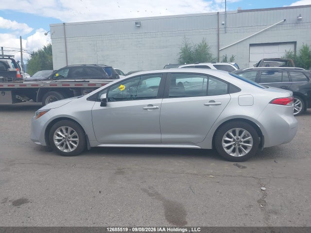 5YFBPRBE1LP030667 Toyota COROLLA LE