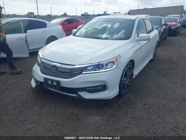 Продаж на аукціоні авто 2017 Honda Accord, vin: 1HGCR2F60HA800217, номер лоту: 12685531