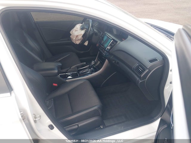 Продаж на аукціоні авто 2017 Honda Accord, vin: 1HGCR2F60HA800217, номер лоту: 12685531