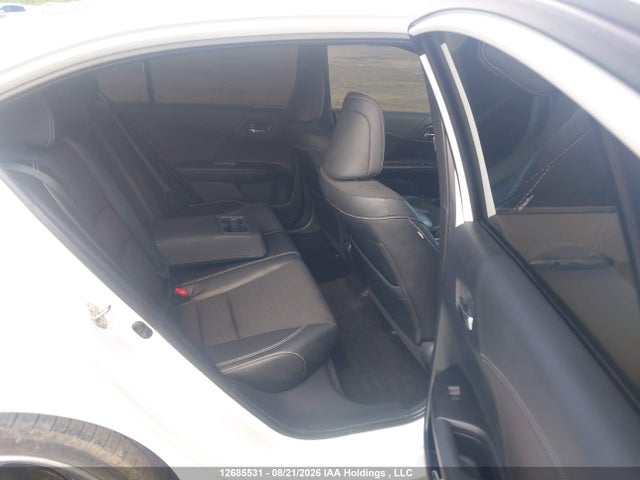 Продаж на аукціоні авто 2017 Honda Accord, vin: 1HGCR2F60HA800217, номер лоту: 12685531
