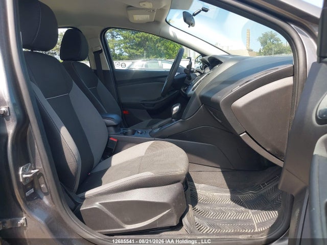 1FADP3F21EL335416 Ford FOCUS SE