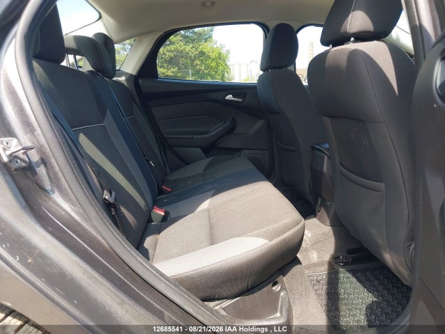 1FADP3F21EL335416 Ford FOCUS SE