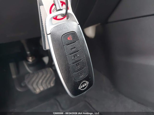 JN8BT3BB9TW091419 Nissan ROGUE SV