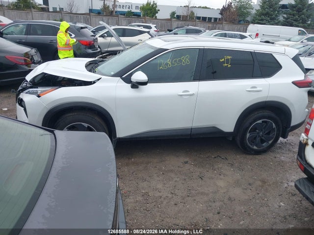 JN8BT3BB9TW091419 Nissan ROGUE SV