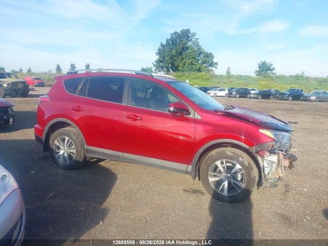 2018 Toyota Rav4 Le მანქანა იყიდება აუქციონზე, vin: 2T3BFREV1JW705824, აუქციონის ნომერი: 12685589