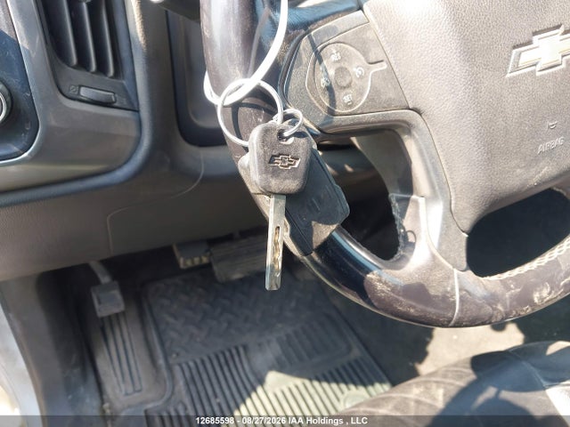 Продаж на аукціоні авто 2018 Chevrolet Silverado K1500 Lt, vin: 3GCUKREC3JG138485, номер лоту: 12685598