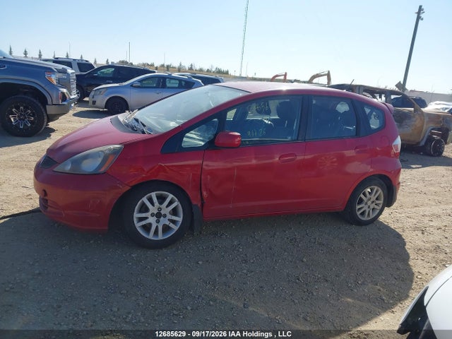 12685629 :رقم المزاد ، JHMGE8H51AC803848 vin ، 2010 Honda Fit Lx مزاد بيع