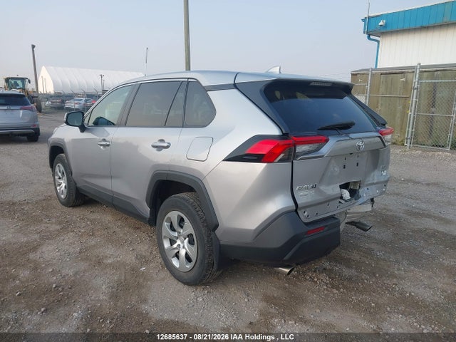 Toyota RAV4 LE 2022 2T3B1RFV6NC266141 Image 3