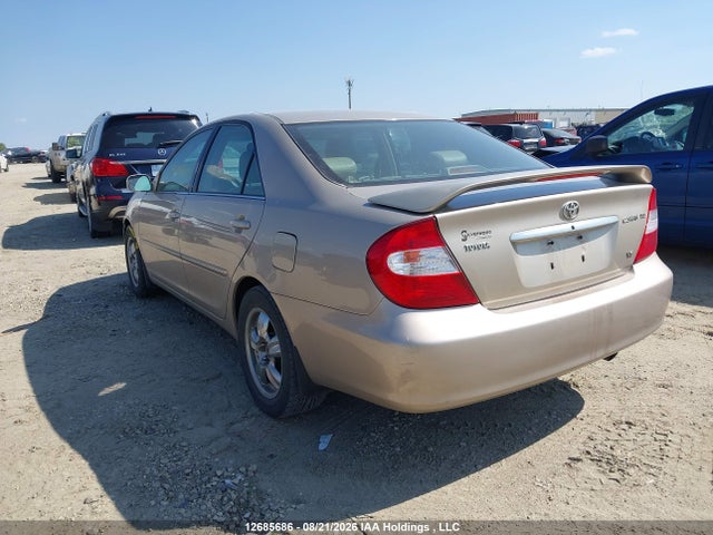 12685686 :رقم المزاد ، 4T1BF30K74U578889 vin ، 2004 Toyota Camry Le V6/xle V6 مزاد بيع