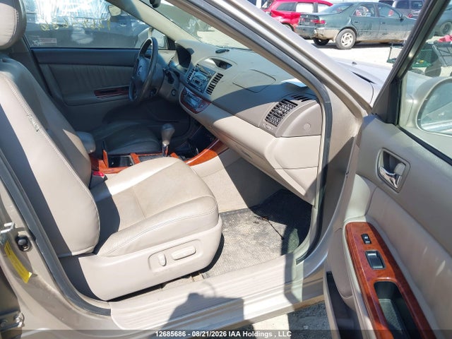 12685686 :رقم المزاد ، 4T1BF30K74U578889 vin ، 2004 Toyota Camry Le V6/xle V6 مزاد بيع