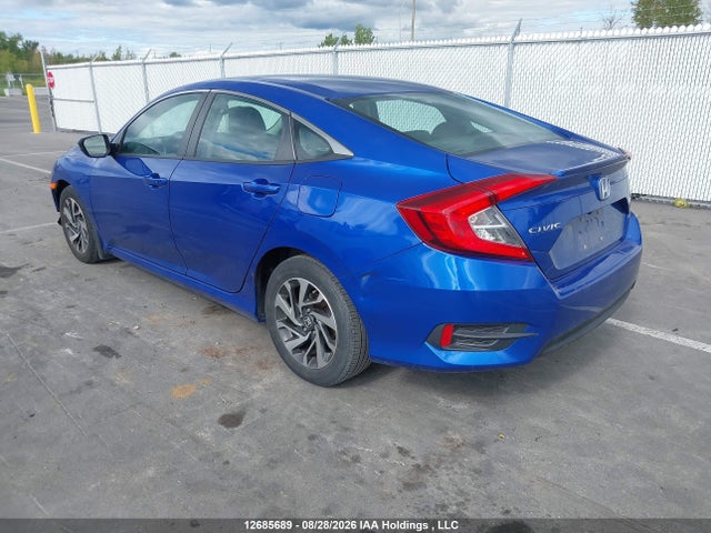 Honda CIVIC SE 2018 2HGFC2F67JH013643 Image 3