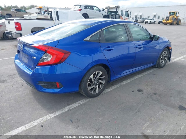 Honda CIVIC SE 2018 2HGFC2F67JH013643 Image 4