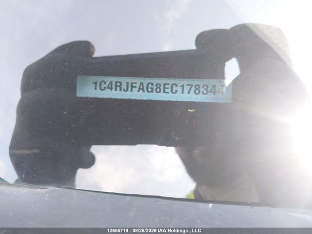 1C4RJFAG8EC178344 Jeep Grand Cherokee Laredo