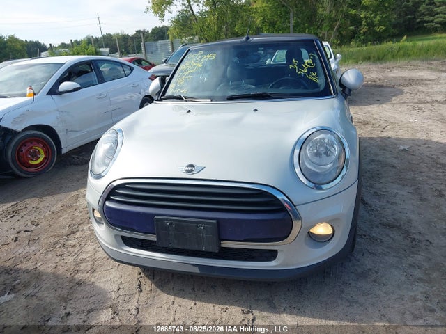 Mini Convertible Cooper 2017 WMWWG5C37H3C99196 Image 12