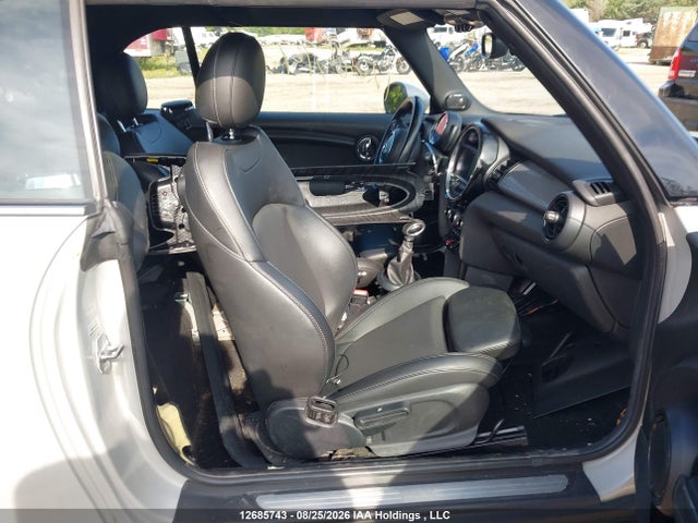 Mini Convertible Cooper 2017 WMWWG5C37H3C99196 Image 5