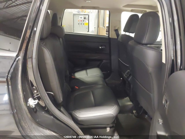 Mitsubishi Outlander Es 2019 JA4AZ2A36KJ600270 Image 8