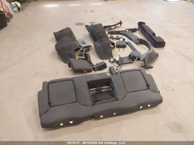 GMC SIERRA 1500 2026 1GTUUCED1TZ262855 Image 12