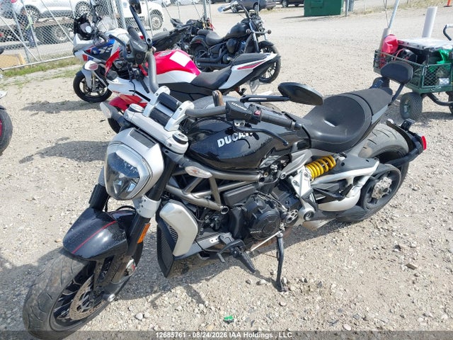12685761 :رقم المزاد ، ZDM13BKW9GB001806 vin ، 2016 Ducati Xdiavel مزاد بيع