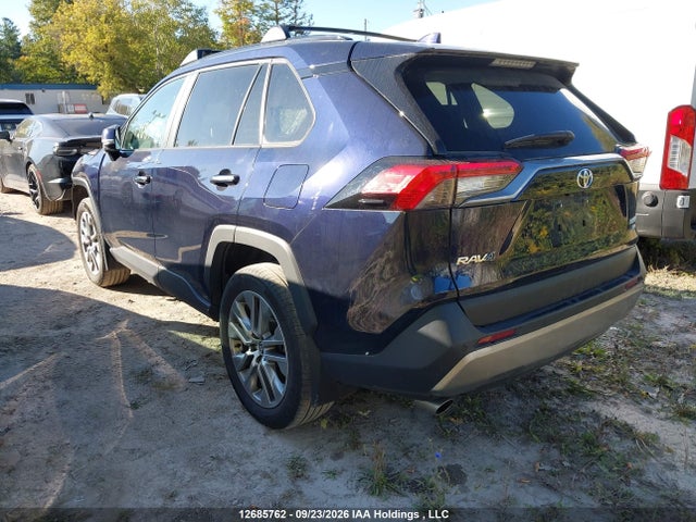 Toyota Rav4 Limited 2022 2T3D1RFV6NW266616 Image 3