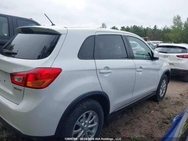 Mitsubishi RVR SE 2016 JA4AJ3AU8GZ611155 Image 13