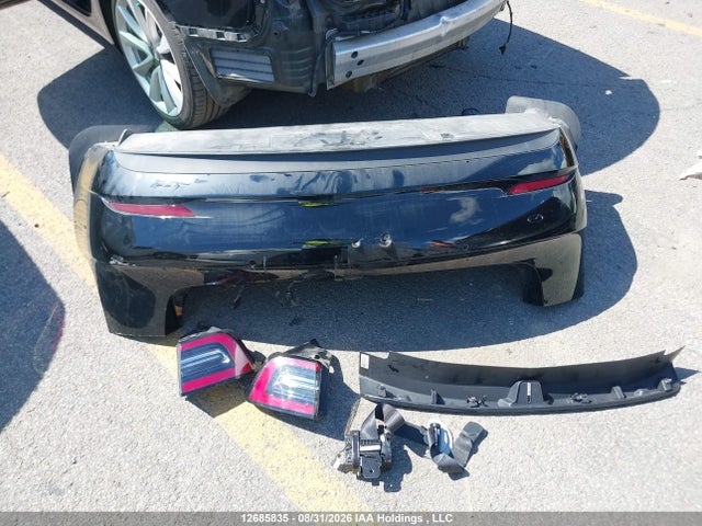 5YJ3E1EB7KF415044 Tesla MODEL 3