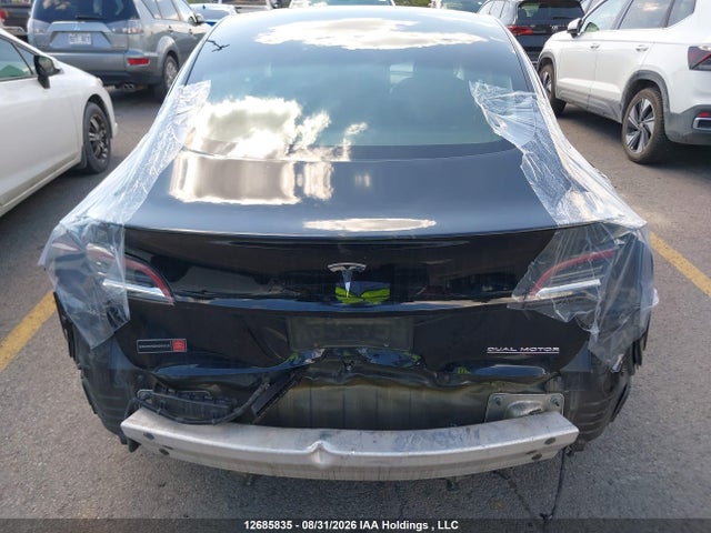 5YJ3E1EB7KF415044 Tesla MODEL 3