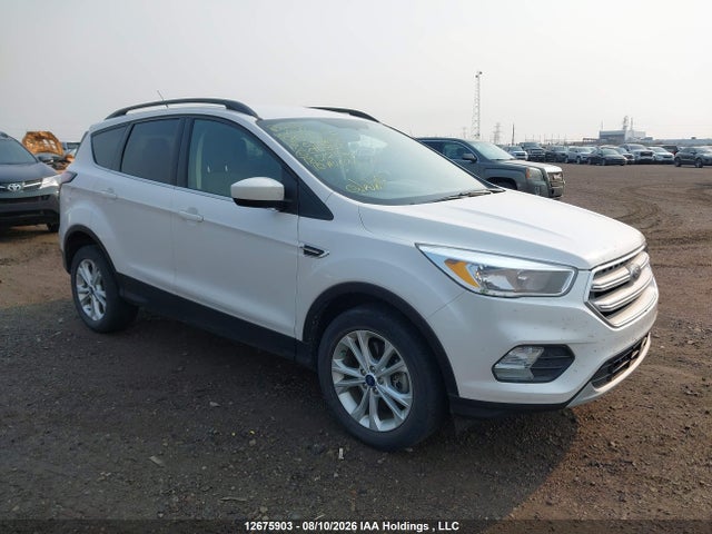 12675903 :رقم المزاد ، 1FMCU9GD1JUC15357 vin ، 2018 Ford Escape Se مزاد بيع