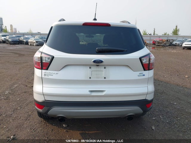 12675903 :رقم المزاد ، 1FMCU9GD1JUC15357 vin ، 2018 Ford Escape Se مزاد بيع
