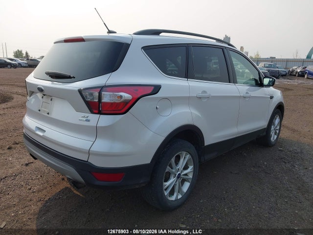 12675903 :رقم المزاد ، 1FMCU9GD1JUC15357 vin ، 2018 Ford Escape Se مزاد بيع