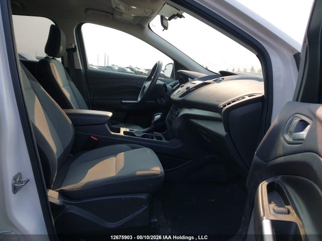12675903 :رقم المزاد ، 1FMCU9GD1JUC15357 vin ، 2018 Ford Escape Se مزاد بيع