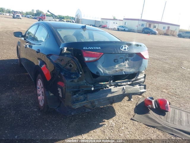 Hyundai ELANTRA GL 2016 5NPDH4AE0GH793115 Image 3