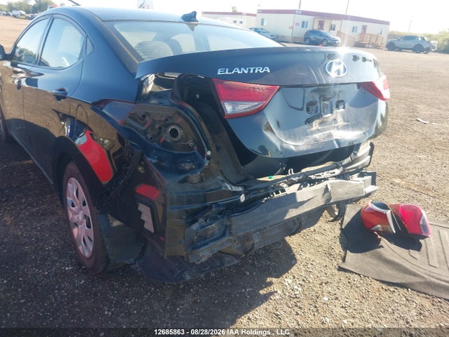 Hyundai ELANTRA GL 2016 5NPDH4AE0GH793115 Image 6
