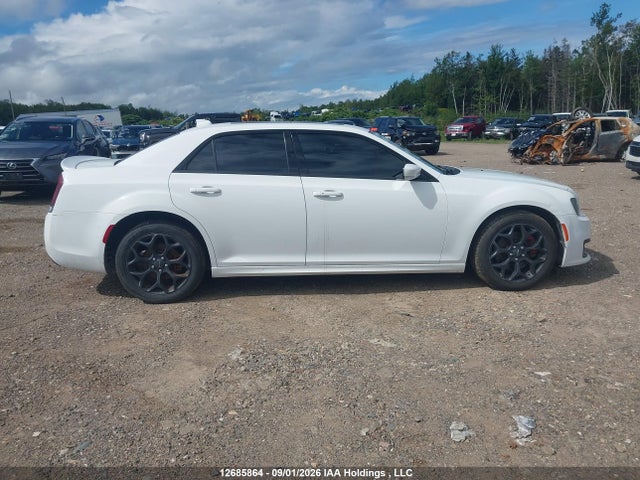 2022 Chrysler 300 S Awd მანქანა იყიდება აუქციონზე, vin: 2C3CCAGGXNH184741, აუქციონის ნომერი: 12685864