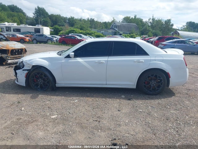 2022 Chrysler 300 S Awd მანქანა იყიდება აუქციონზე, vin: 2C3CCAGGXNH184741, აუქციონის ნომერი: 12685864