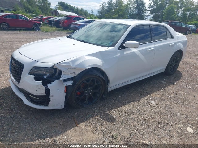 2022 Chrysler 300 S Awd მანქანა იყიდება აუქციონზე, vin: 2C3CCAGGXNH184741, აუქციონის ნომერი: 12685864