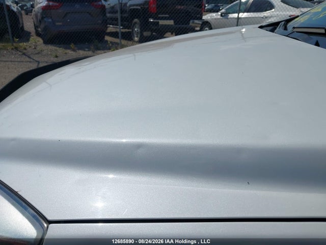 2GNFLGE36H6187249 Chevrolet Equinox Premier